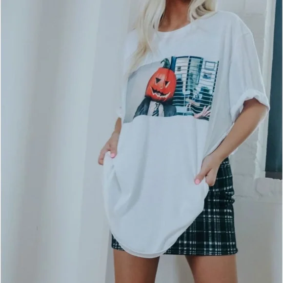 ✨HP✨ NEW Riffraff Women’s Office Themed Tshirt - Picture 3 of 5